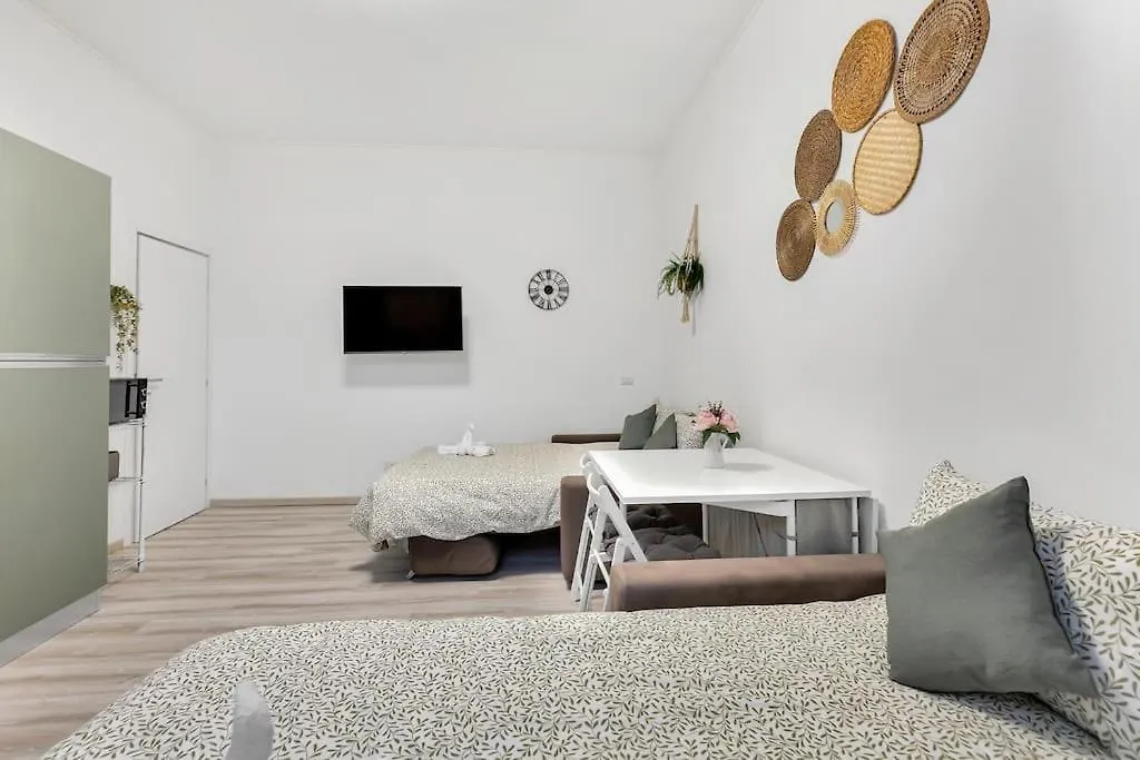 Apartment San Siro-Fiera Milano 15 Minuti Da City Life Wifi Netlix Italy